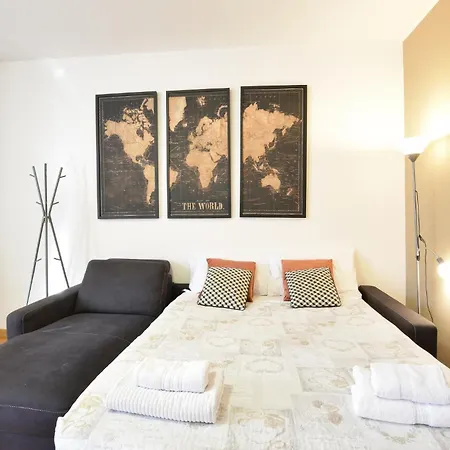 Apartamento Stunning In With Kitchen *