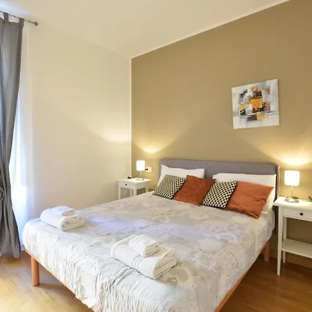 Stunning In With Kitchen Apartment Milan